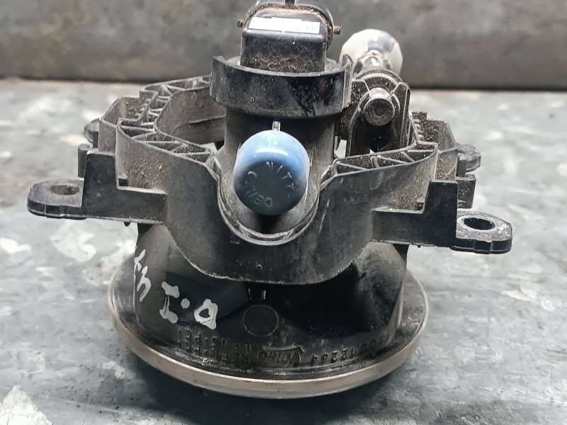 Recambio de faro antiniebla izquierdo para dacia duster ii referencia OEM IAM 261500097R  VALEO
