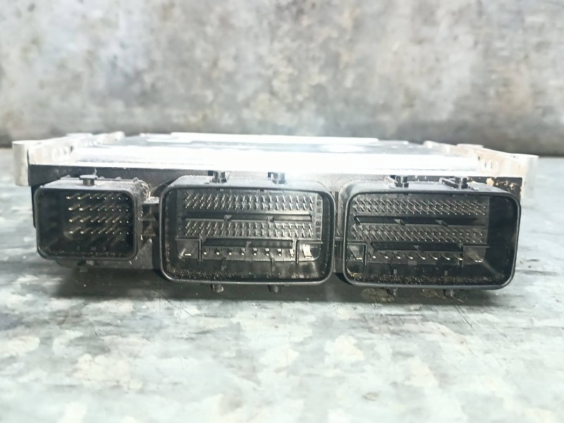 Recambio de centralita motor uce para dacia duster ii referencia OEM IAM 237109898S 237109897S 0281039674