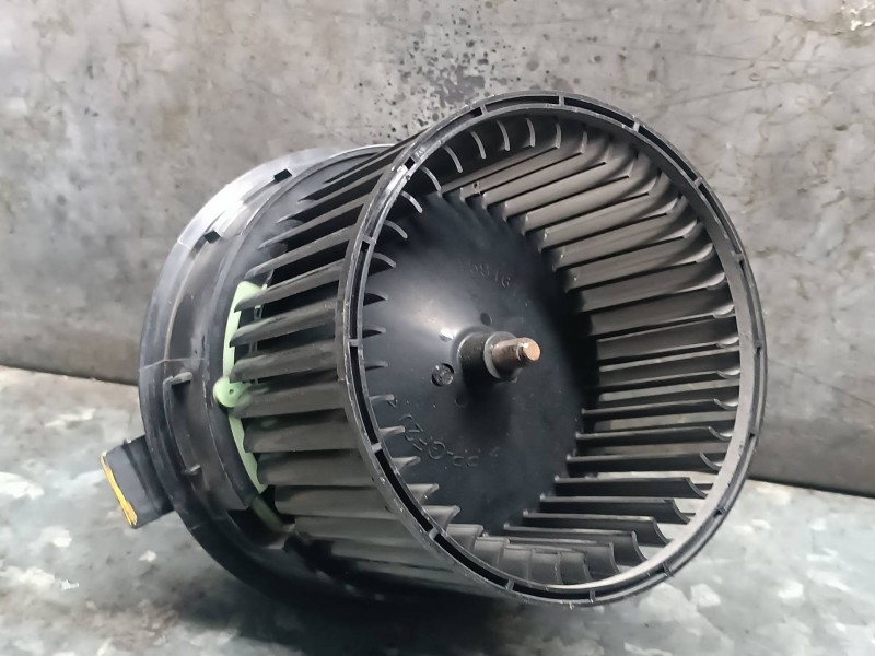 Recambio de ventilador calefaccion para dacia duster ii referencia OEM IAM T59159B  CONECTOR 2 PINES