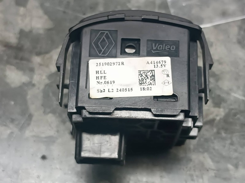 Recambio de interruptor para dacia duster ii referencia OEM IAM 251902972R  ALTURA LUCES