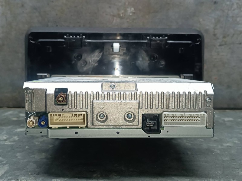 Recambio de sistema audio / radio cd para dacia duster ii referencia OEM IAM 259151105R  