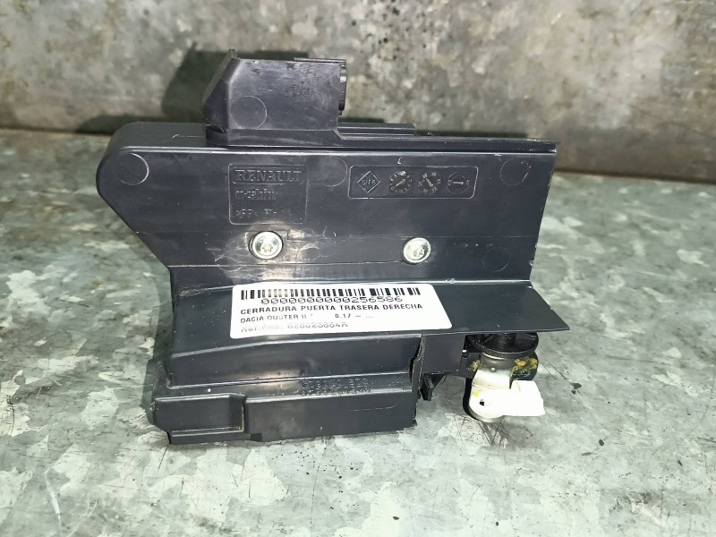 Recambio de cerradura puerta trasera derecha para dacia duster ii referencia OEM IAM 825023654R C2B070624 
