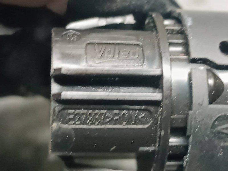 Recambio de interruptor para dacia duster ii referencia OEM IAM E27937 VALEO CONECTOR 4 PINES