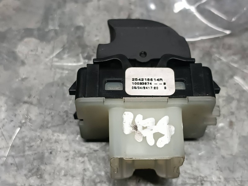 Recambio de mando elevalunas trasero izquierdo para dacia duster ii referencia OEM IAM 2542  CONECTOR 6 PINES