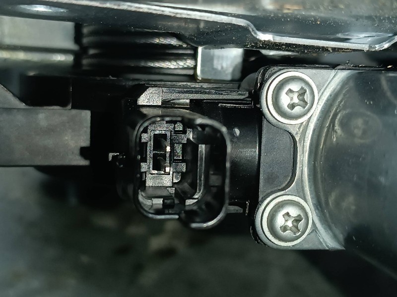 Recambio de elevalunas trasero izquierdo para dacia duster ii referencia OEM IAM 827210622R  ELECTRICO
