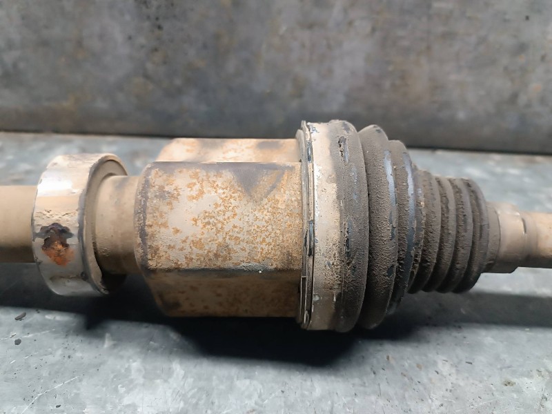 Recambio de transmision delantera derecha para dacia lodgy referencia OEM IAM 391004751R  