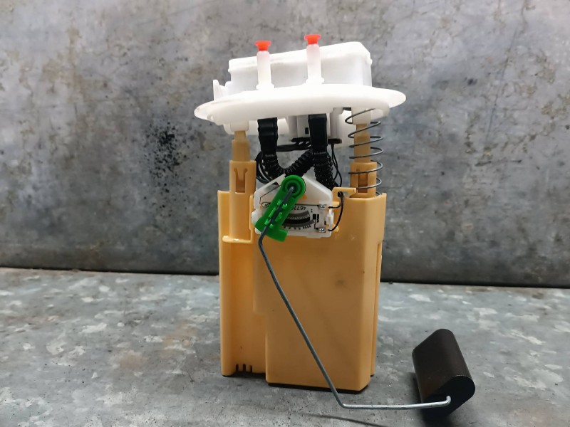 Recambio de bomba combustible para dacia duster ii referencia OEM IAM 172026457R 100118941AC AFORADOR