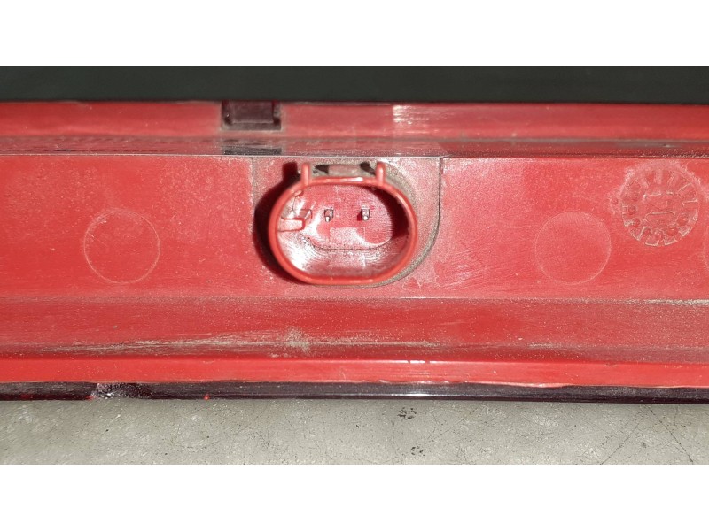 Recambio de luz central de freno para ford focus lim. business referencia OEM IAM 8A6113A613AJ 8A6113A613BE 8A6113A613CE