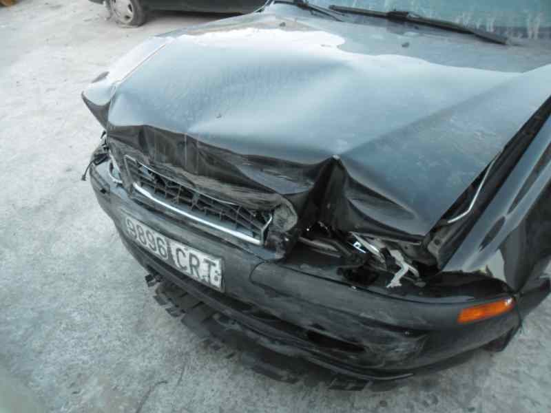 volvo s40 berlina del año 2004