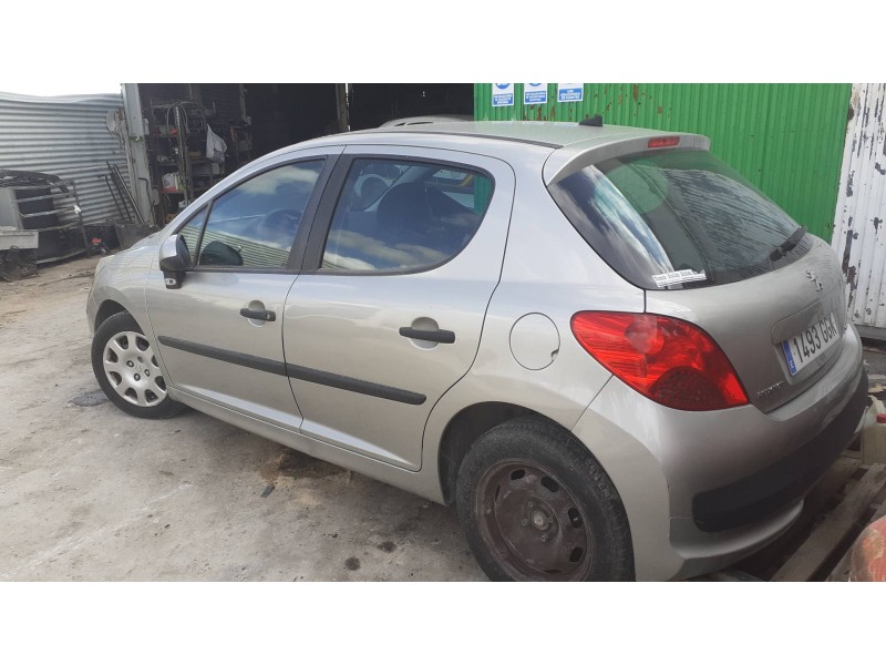 peugeot 207 del año 2008