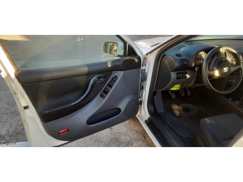 seat leon (1m1) del año 2001