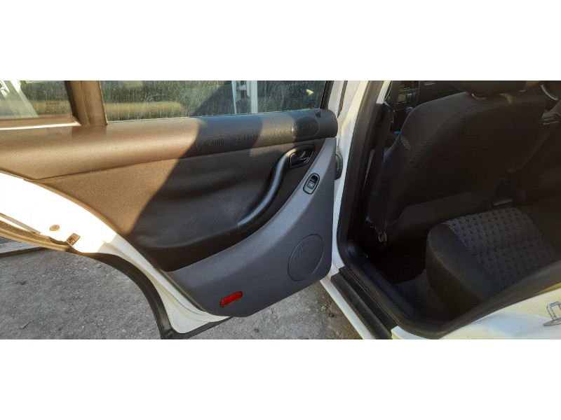 seat leon (1m1) del año 2001