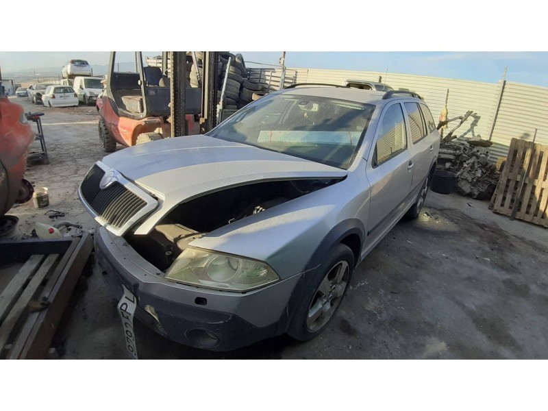 skoda octavia berlina (1u2) del año 2007