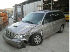 kia carnival ii del año 2002 2