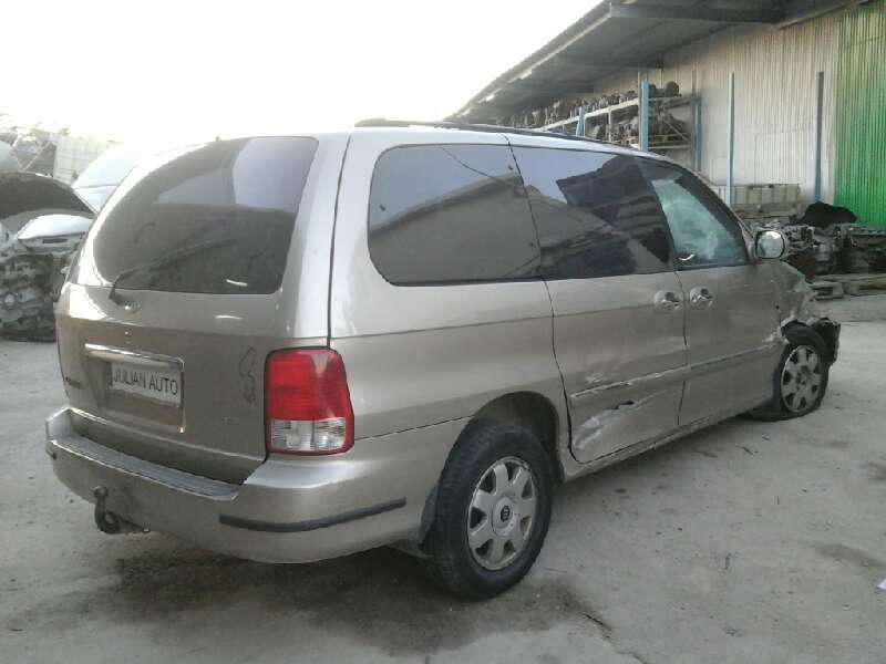 kia carnival ii del año 2002