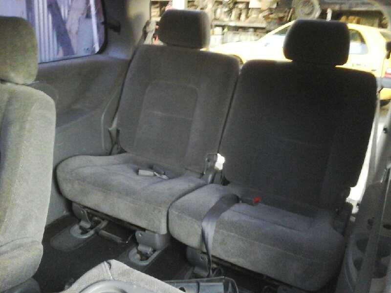 kia carnival ii del año 2002