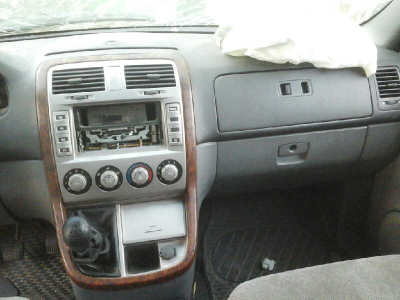 kia carnival ii del año 2002