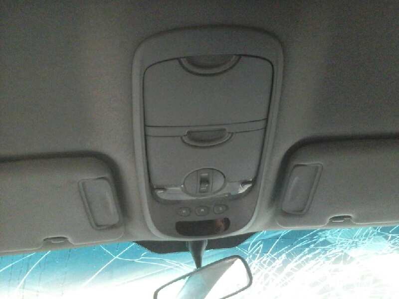 kia carnival ii del año 2002