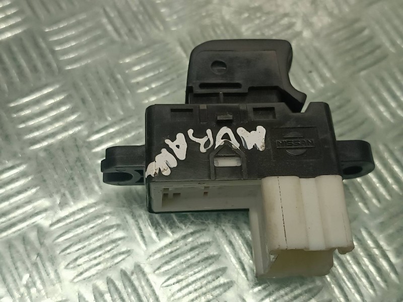 Recambio de mando elevalunas trasero izquierdo para nissan murano (z50) referencia OEM IAM   CONECTOR 5 PINES