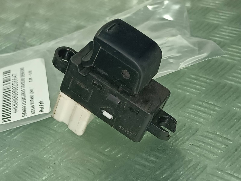 Recambio de mando elevalunas trasero derecho para nissan murano (z50) referencia OEM IAM   CONECTOR 5 PINES