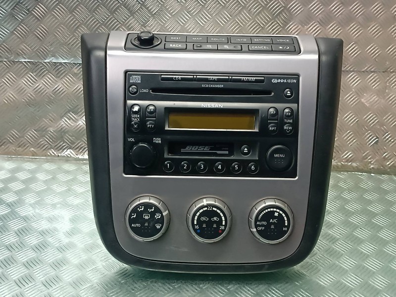 Recambio de pantalla multifuncion para nissan murano (z50) referencia OEM IAM 28188CC000  SISTEMA AUDIO/RADIO CD