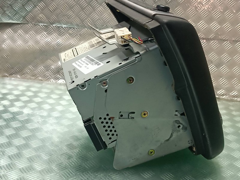 Recambio de pantalla multifuncion para nissan murano (z50) referencia OEM IAM 28188CC000  SISTEMA AUDIO/RADIO CD