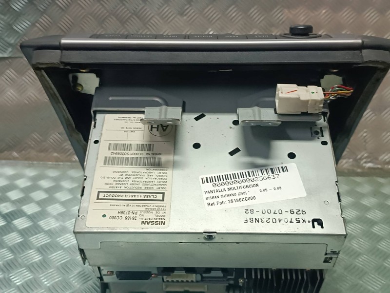 Recambio de pantalla multifuncion para nissan murano (z50) referencia OEM IAM 28188CC000  SISTEMA AUDIO/RADIO CD