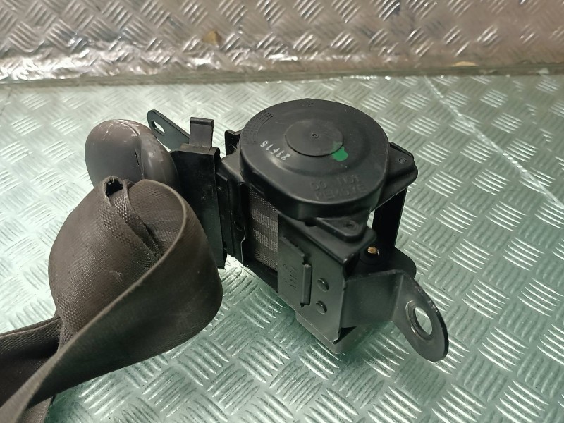 Recambio de cinturon seguridad delantero izquierdo para kia carnival ii 2.9 cdri ex referencia OEM IAM 02122  