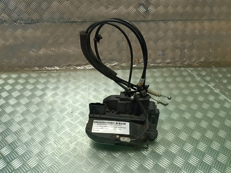 Recambio de cerradura puerta trasera izquierda para nissan murano (z50) referencia OEM IAM   CONECTOR 4 PINES