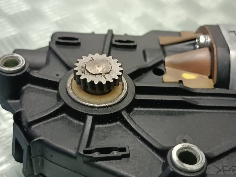 Recambio de motor techo electrico para nissan murano (z50) referencia OEM IAM FR016035  TECHO SOLAR