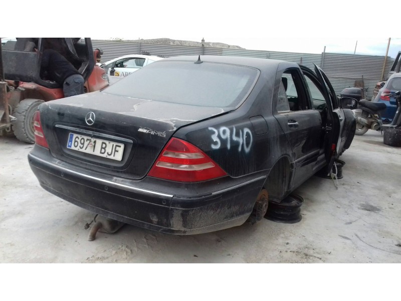mercedes-benz clase s (w220) berlina del año 2000