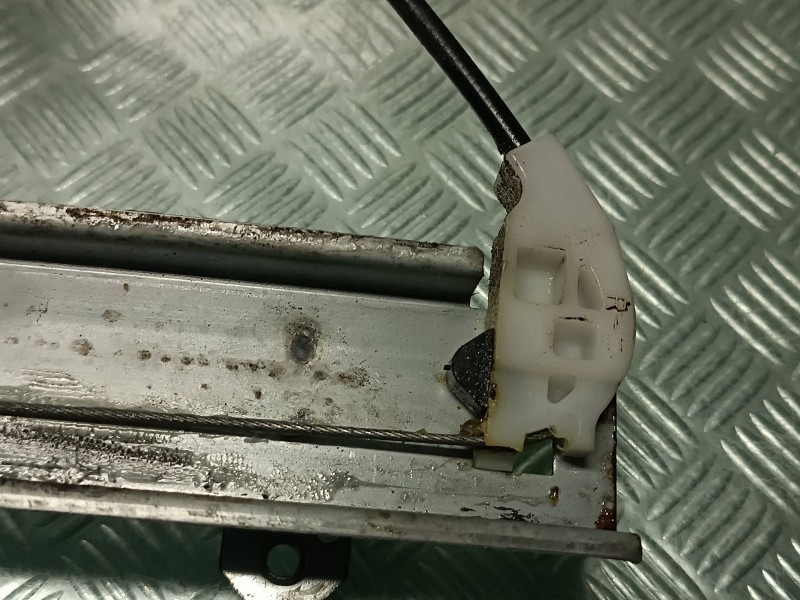 Recambio de elevalunas trasero derecho para nissan murano (z50) referencia OEM IAM 8073089915  ELECTRICO