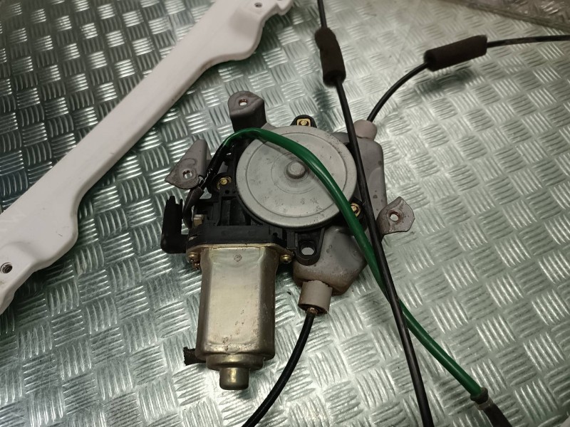 Recambio de elevalunas delantero derecho para nissan murano (z50) referencia OEM IAM 80730CC000  ELECTRICO