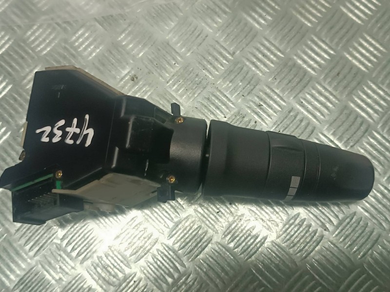 Recambio de mando limpia para nissan note (e11e) referencia OEM IAM 6913SD  