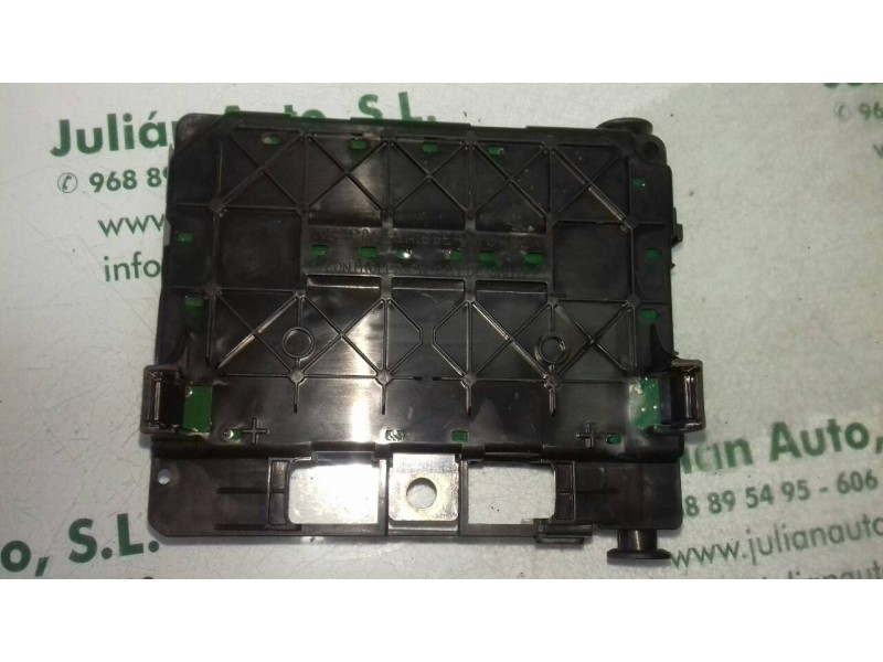 Recambio de caja reles / fusibles para peugeot partner (s2) combiespace referencia OEM IAM 965061858000 BSM - B2 SIEMENS