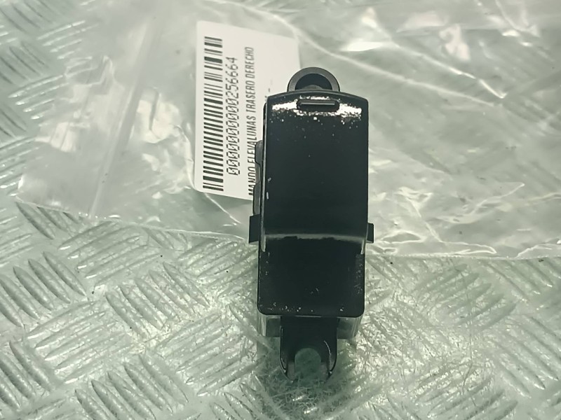 Recambio de mando elevalunas trasero derecho para nissan note (e11e) referencia OEM IAM 25411ED008  CONECTOR 6 PINES