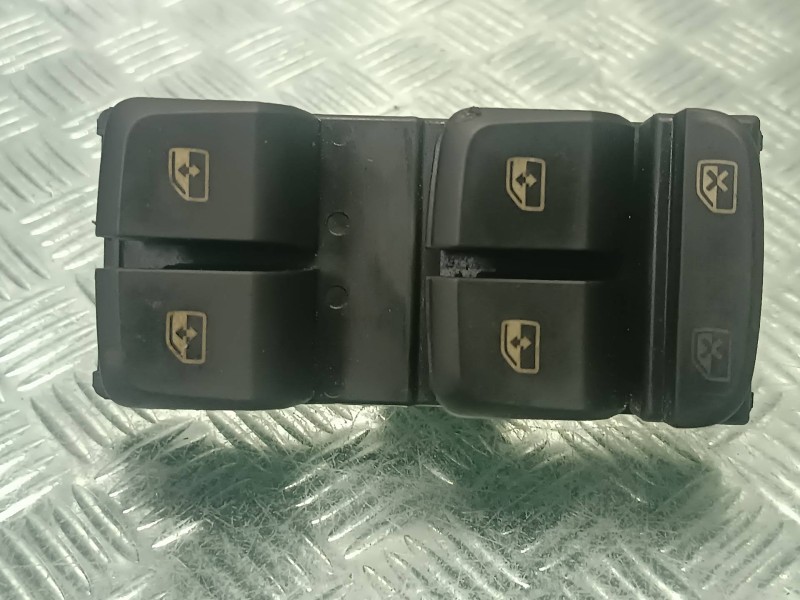 Recambio de mando elevalunas delantero izquierdo para audi q2 (gab) referencia OEM IAM 8V0959851F  CONECTOR 10 PINES