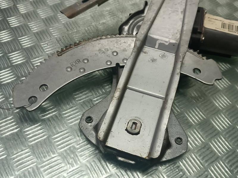 Recambio de elevalunas trasero derecho para nissan note (e11e) referencia OEM IAM 400929A  