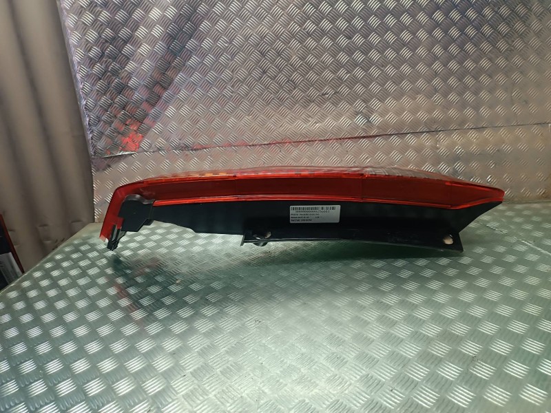 Recambio de piloto trasero derecho para nissan note (e11e) referencia OEM IAM 22016752  