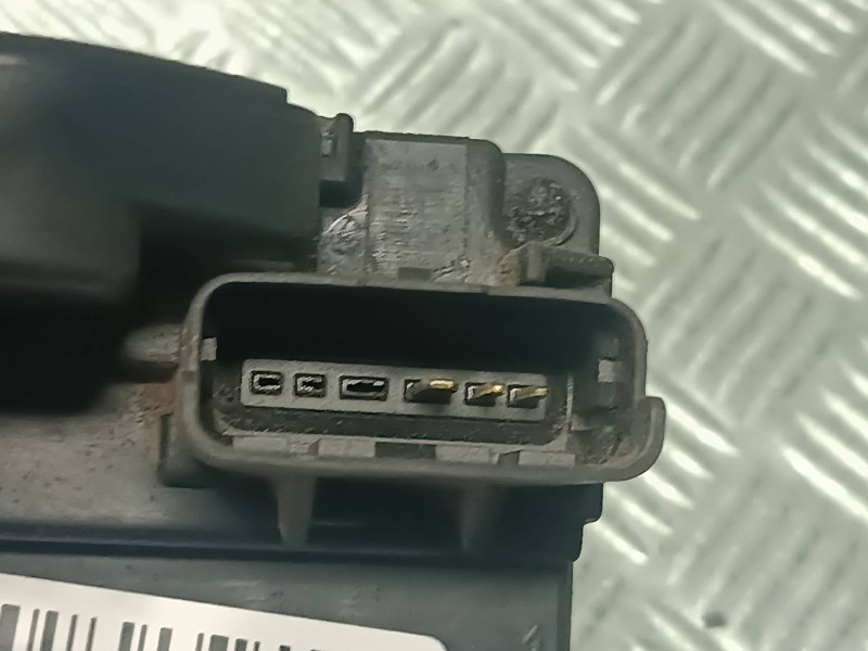 Recambio de cerradura puerta delantera derecha para nissan note (e11e) referencia OEM IAM 3606E  