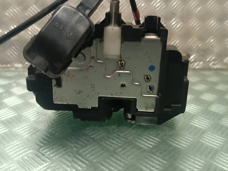 Recambio de cerradura puerta delantera derecha para nissan note (e11e) referencia OEM IAM 3606E  