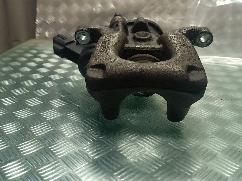 Recambio de pinza de freno trasera izquierda para mazda 6 lim. (gh)(.2012) referencia OEM IAM 32357035 L38 TRW
