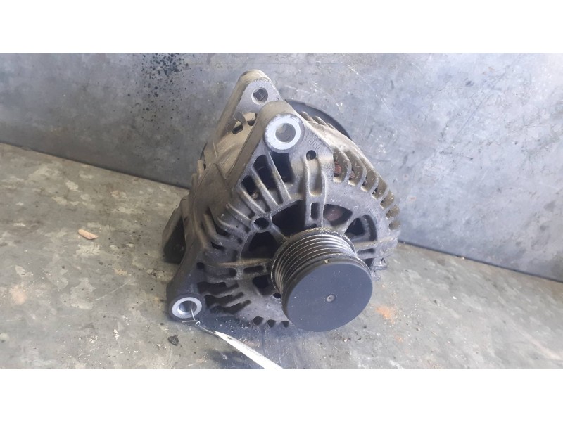 Recambio de alternador para peugeot 207 referencia OEM IAM 9646321780 CL15 2543526A