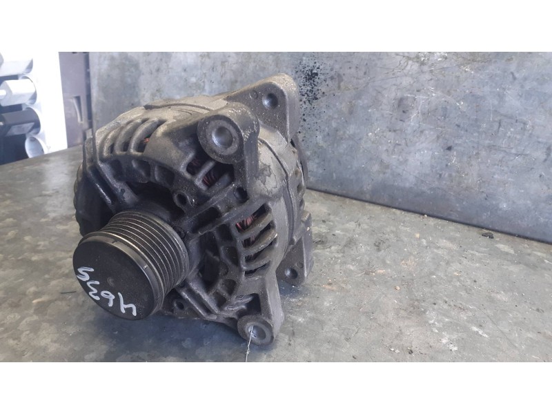 Recambio de alternador para citroen c4 grand picasso referencia OEM IAM 9646321880 CL15 150A