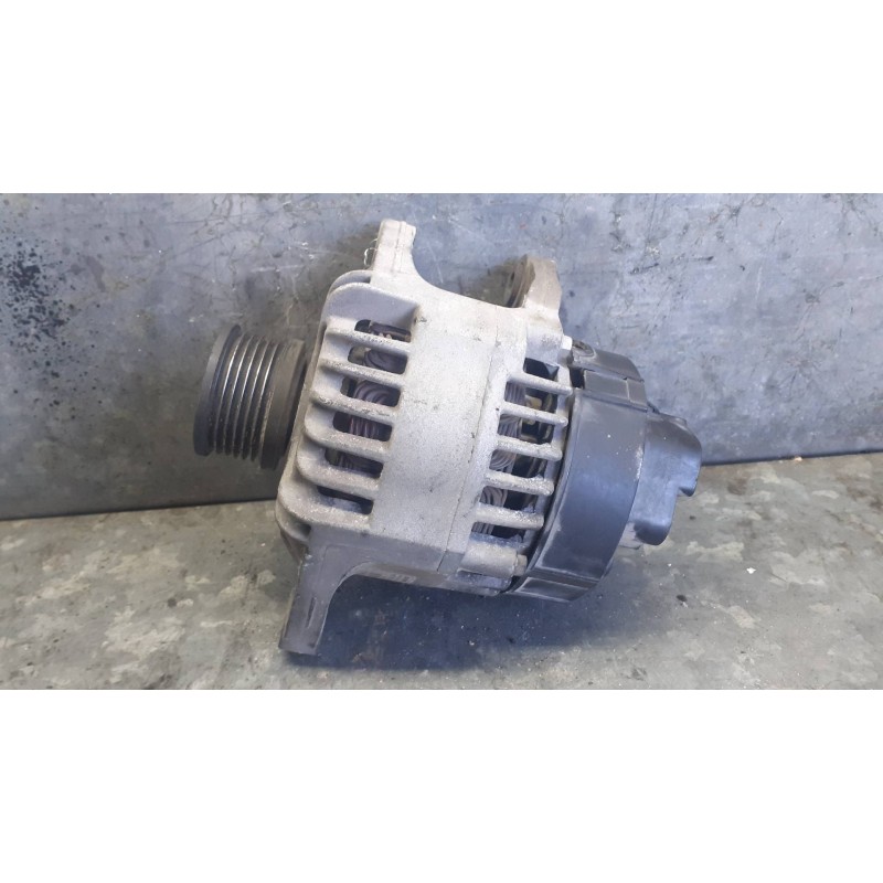 Recambio de alternador para fiat stilo (192) 1.9 120 dynamic multijet referencia OEM IAM MS1012100870 51727338 90A