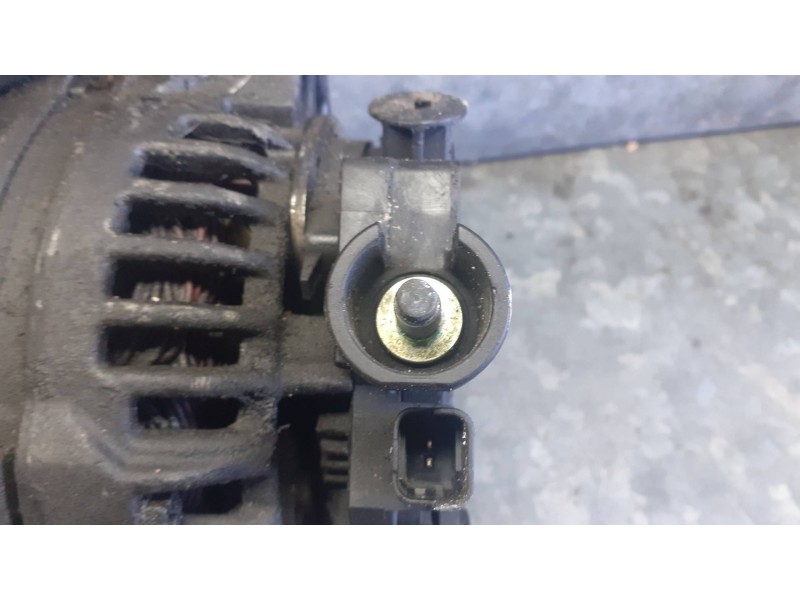 Recambio de alternador para citroen berlingo referencia OEM IAM 9646477580 CL15 150A