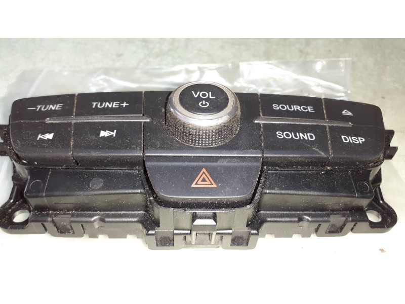 Recambio de warning para ford focus lim. business referencia OEM IAM F1ET18K811HC 4F571HB CONECTOR 5 PINES