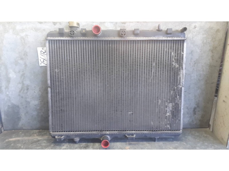 Recambio de radiador agua para peugeot 207 referencia OEM IAM P9681231580F03 878260000 95007T01