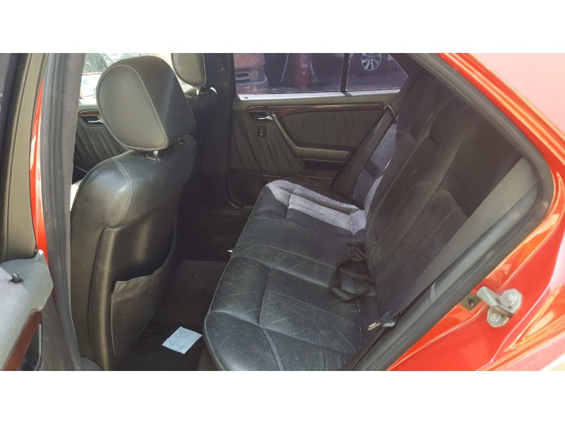 mercedes-benz clase c (w202) berlina del año 1994