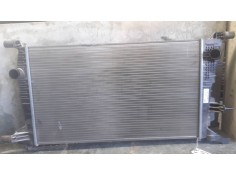 Recambio de radiador agua para renault megane iii coupe referencia OEM IAM 735607 RM2062 VALEO